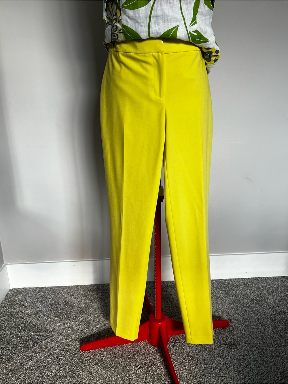 Calvin Klein Bright Yellow Slim Ponte Ankle Pants - Picture 15 of 16